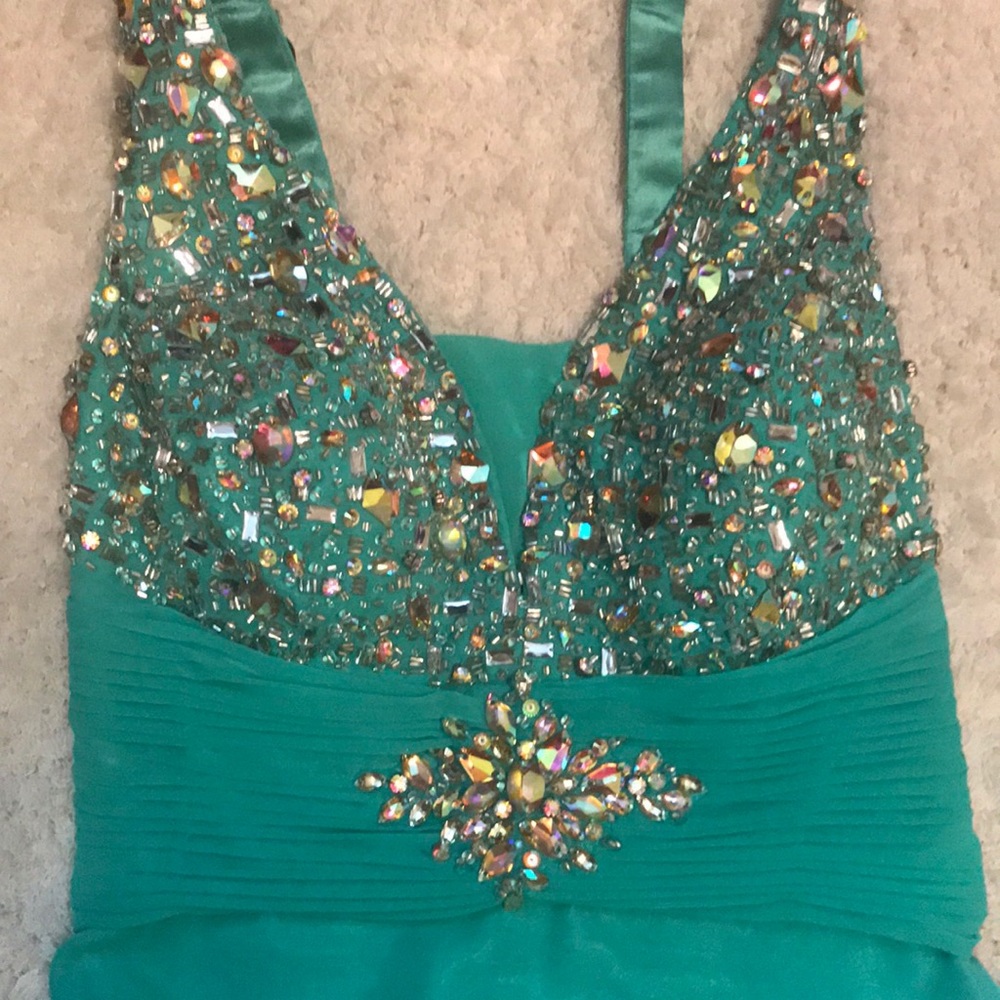 Prom Dress - Picture 4 of 5